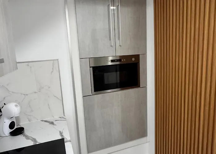 Americas Ponderosa 1000 Apartment